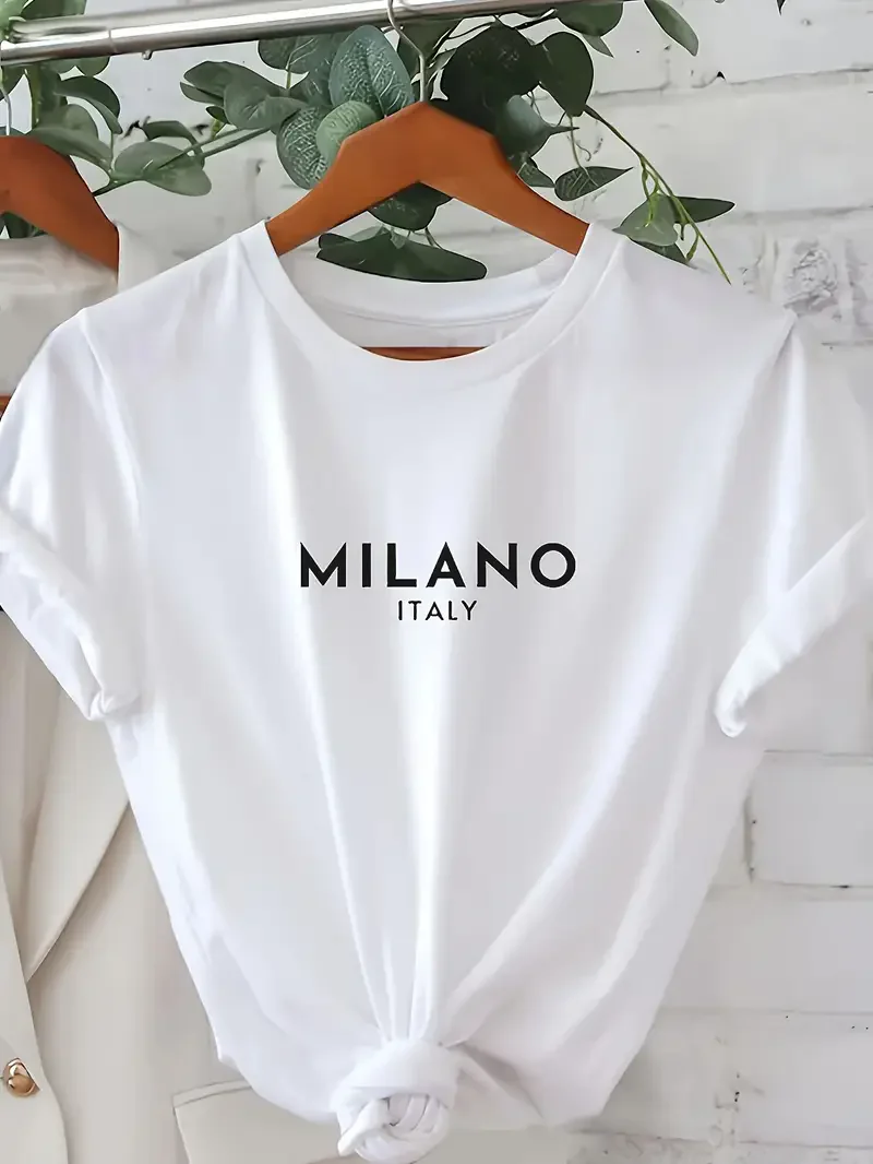 Milano Chic: T-shirt z Nadrukiem Liter
