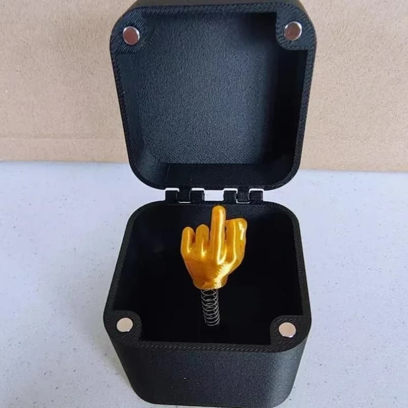 AKCESORIA URODZINOWE NA PREZENT