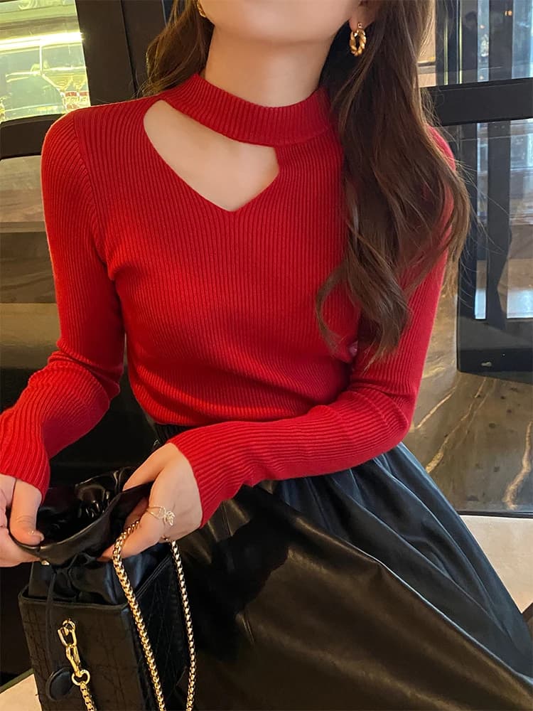 Elegancki Sweter „Ciepło i Styl” 2025